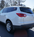 chevrolet traverse 2012 white lt 6 cylinders automatic 27330
