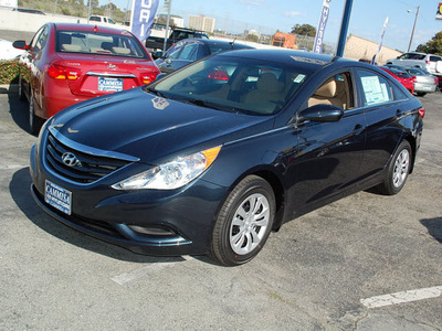 hyundai sonata 2012 dk  blue sedan gls 4 cylinders automatic 94010