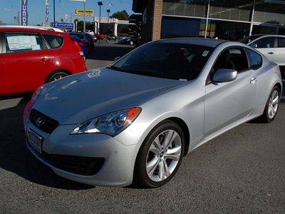 hyundai genesis coupe 2012 silver coupe 2 0t 4 cylinders automatic 94010