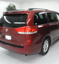 toyota sienna 2011 dk  red van le 8 passenger gasoline 6 cylinders front wheel drive automatic 91731