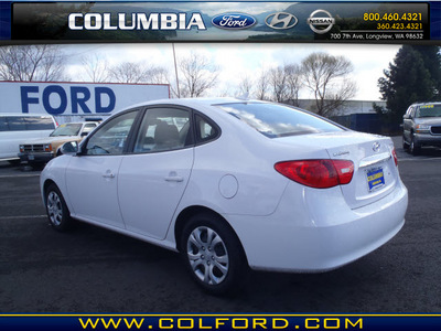 hyundai elantra 2010 white sedan gls 4 cylinders automatic 98632