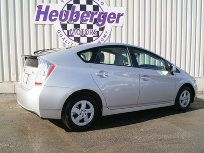 toyota prius 2010 classic silver 4 cylinders automatic 80905