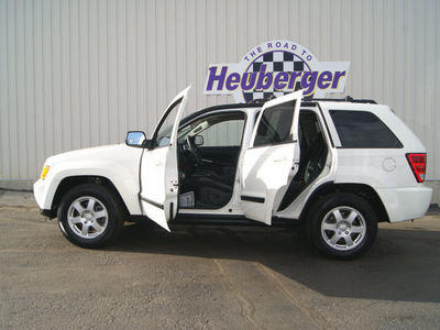 jeep grand cherokee 2008 white suv laredo 6 cylinders automatic 80905