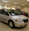 chrysler town and country 2007 silver van town country gasoline 6 cylinders front wheel drive automatic 27707