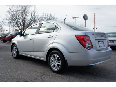 chevrolet sonic 2012 silver sedan ls gasoline 4 cylinders front wheel drive automatic 46168