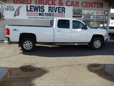 chevrolet silverado 3500hd 2011 white pickup truck ltz 8 cylinders 6 speed automatic 98674