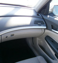 honda accord 2011 silver sedan lx gasoline 4 cylinders front wheel drive automatic 13502
