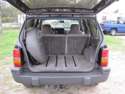 jeep grand cherokee 1993 gray suv laredo 6 cylinders automatic 77379