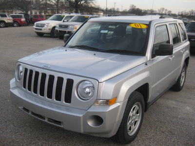 jeep patriot 2010 silver suv sport gasoline 4 cylinders 2 wheel drive autostick 62863