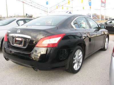 nissan maxima 2009 black sedan 6 cylinders automatic 45840