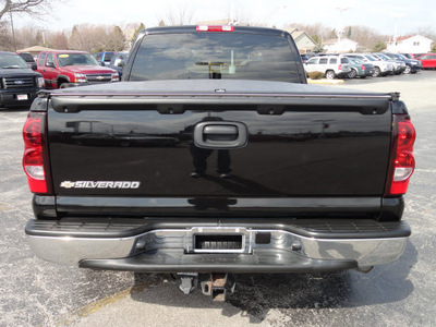 chevrolet silverado 1500 2006 black pickup truck vortec max 8 cylinders automatic 60443