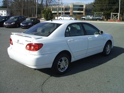 toyota corolla 2006 white sedan le 4 cylinders automatic 07054