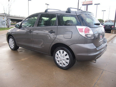 toyota matrix 2007 gray hatchback 4 cylinders automatic 75228