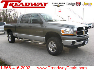 dodge ram pickup 1500 2006 gray slt 4x4 8 cylinders automatic with overdrive 45840