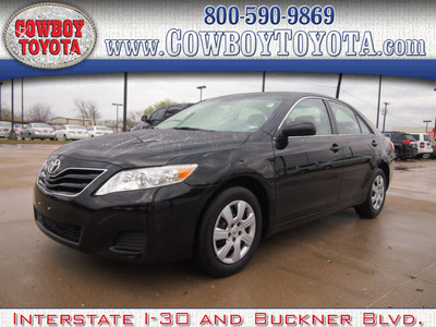 toyota camry 2011 black sedan le 4 cylinders automatic 75228