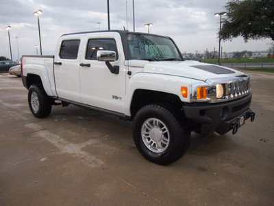 hummer h3t 2009 white 4x4 gasoline 5 cylinders 4 wheel drive automatic 75228