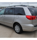 toyota sienna 2008 silver van le 7 passenger gasoline 6 cylinders front wheel drive automatic 77065