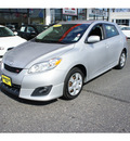 toyota matrix 2009 silver hatchback s gasoline 4 cylinders front wheel drive automatic 07724