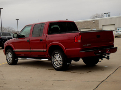 gmc sonoma 2002 red sls gasoline 6 cylinders 4 wheel drive automatic 62034