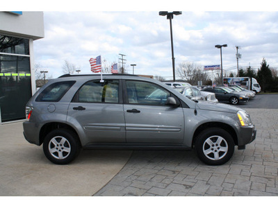 chevrolet equinox 2006 silver suv ls gasoline 6 cylinders all whee drive automatic 07702