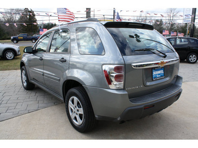 chevrolet equinox 2006 silver suv ls gasoline 6 cylinders all whee drive automatic 07702