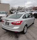 ford focus 2012 silver sedan se gasoline 4 cylinders front wheel drive automatic with overdrive 60546