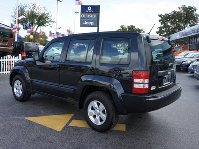 jeep liberty 2010 black suv sport gasoline 6 cylinders 2 wheel drive automatic 33021