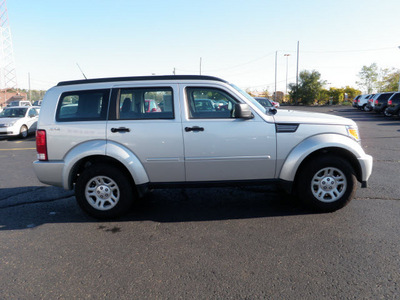 dodge nitro 2011 silver suv se gasoline 6 cylinders 4 wheel drive automatic 19153