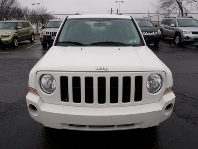 jeep patriot 2010 white suv sport 4 cylinders automatic 19153