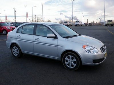 hyundai accent 2010 silver sedan gls gasoline 4 cylinders front wheel drive automatic 19153