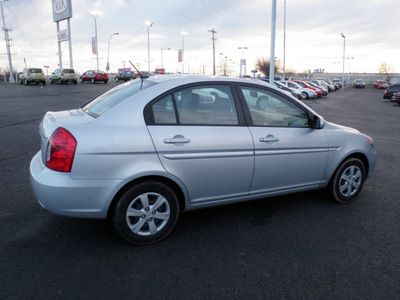 hyundai accent 2010 silver sedan gls gasoline 4 cylinders front wheel drive automatic 19153