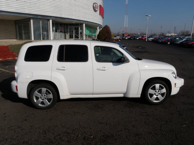 chevrolet hhr 2011 white suv ls flex fuel 4 cylinders front wheel drive automatic 19153