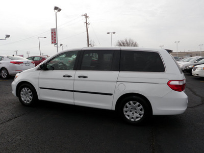 honda odyssey 2007 white van lx gasoline 6 cylinders front wheel drive automatic 19153