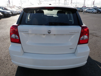 dodge caliber 2010 white hatchback sxt gasoline 4 cylinders front wheel drive automatic 19153