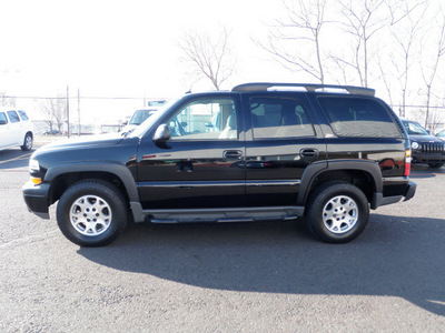 chevrolet tahoe 2004 black suv flex fuel 8 cylinders 4 wheel drive automatic 19153