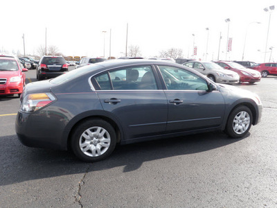 nissan altima 2011 gray sedan gasoline 4 cylinders front wheel drive automatic 19153