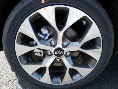 kia soul 2012 titanium silver hatchback gasoline 4 cylinders front wheel drive automatic 19153