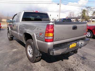 gmc 2500 sierra hd 2002 gray sle gasoline 8 cylinders 4 wheel drive automatic 14224