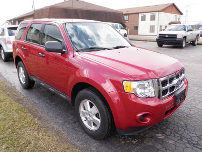 ford escape 2011 dark red suv xls gasoline 4 cylinders front wheel drive automatic 14224