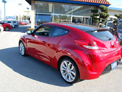 hyundai veloster 2012 red coupe ecoshift dct gasoline 4 cylinders front wheel drive automatic 94010