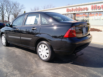 ford focus 2005 black sedan zx4 gasoline 4 cylinders front wheel drive automatic 61008