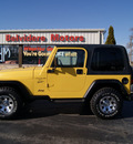 jeep wrangler 2000 yellow suv sport gasoline 6 cylinders 4 wheel drive automatic 61008