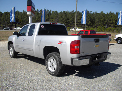 chevrolet silverado 1500 2011 silver ltz flex fuel 8 cylinders 4 wheel drive automatic 27569