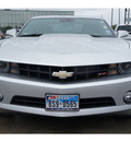 chevrolet camaro 2010 silver coupe lt gasoline 6 cylinders rear wheel drive automatic 77090