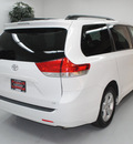 toyota sienna 2011 white van le 8 passenger gasoline 6 cylinders front wheel drive automatic 91731