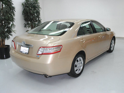 toyota camry hybrid 2010 tan sedan hybrid 4 cylinders front wheel drive automatic 91731