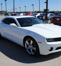 chevrolet camaro 2010 white coupe lt gasoline 6 cylinders rear wheel drive automatic 76087