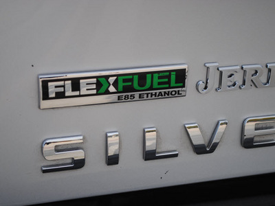 chevrolet silverado 1500 2010 silver ltz flex fuel 8 cylinders 2 wheel drive automatic 76087