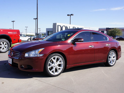 nissan maxima 2009 dk  red sedan 3 5 sv gasoline 6 cylinders front wheel drive automatic 76018