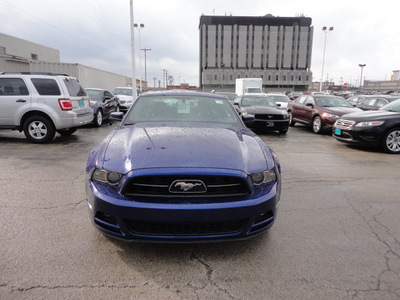 ford mustang 2013 blue coupe premium gasoline 6 cylinders rear wheel drive automatic with overdrive 60546